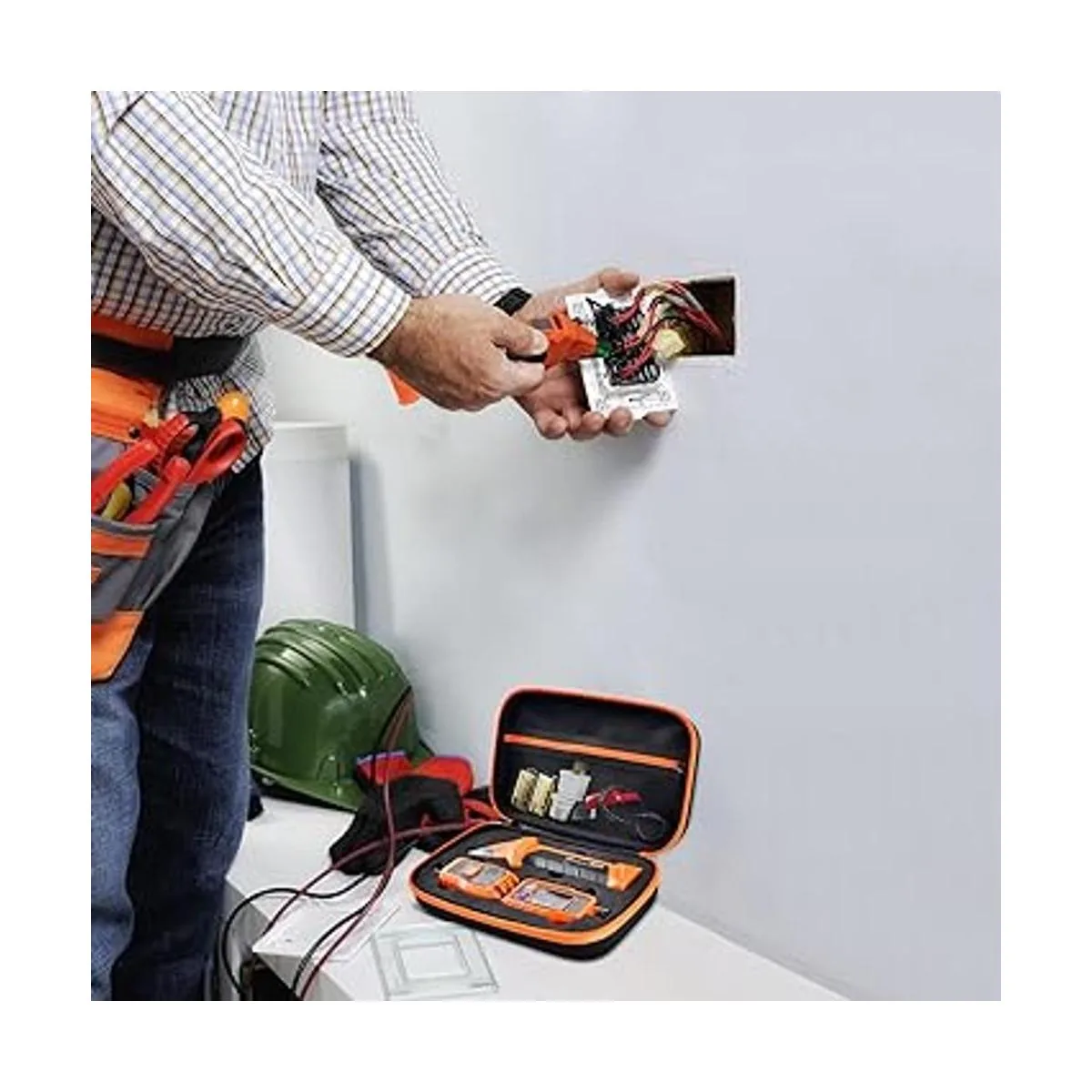 Funda compatible con el buscador de disyuntores de CA_6