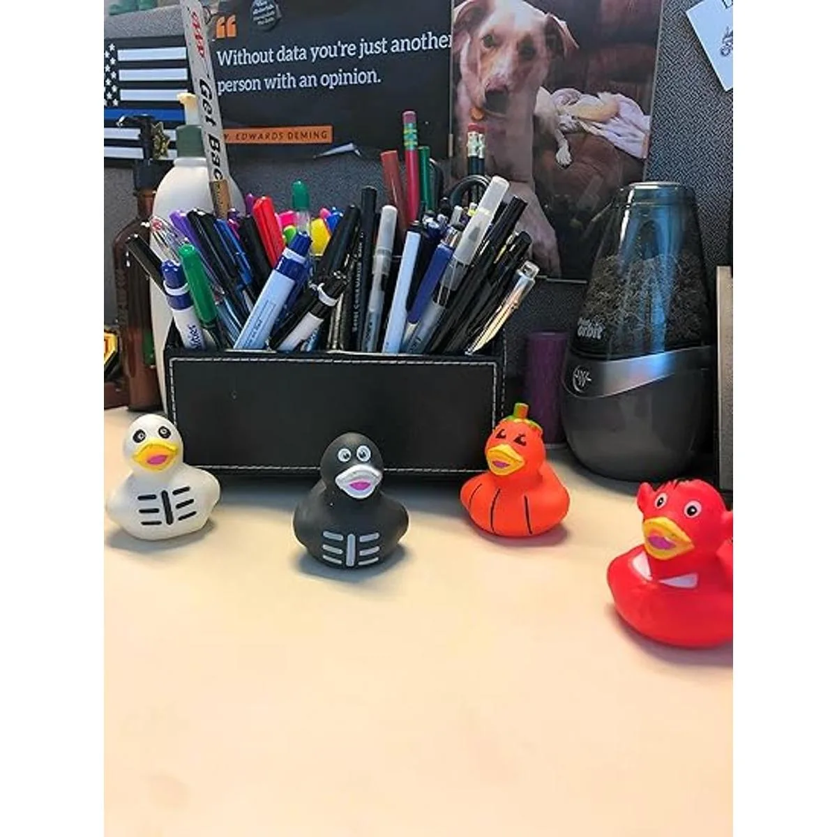 Paquete de 24 surtido de patos de goma de Halloween a_6