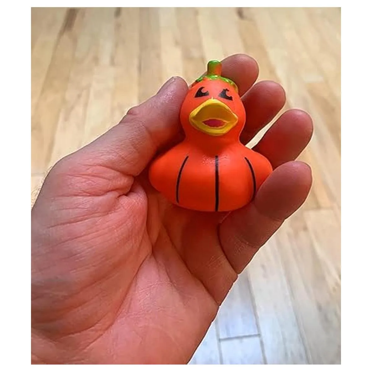 Paquete de 24 surtido de patos de goma de Halloween a_4