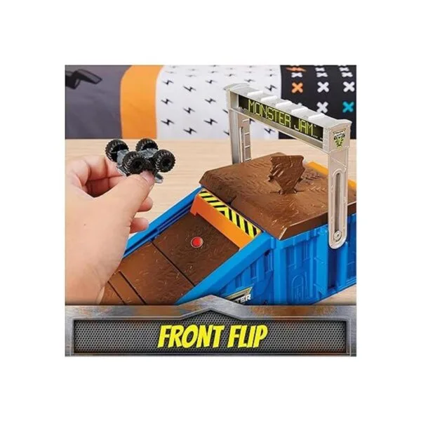 Monster Jam Mini Freestyle Flip Arena Playset y_4