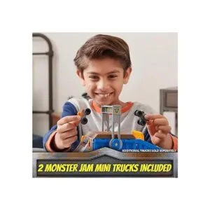 Monster Jam Mini Freestyle Flip Arena Playset y_2