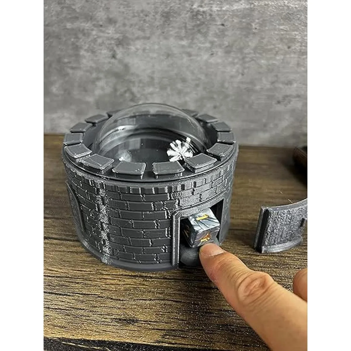 MunnyGrubbers Castle Dice Popper V2 para TTRPG y juegos_4