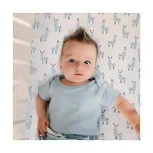 Sábana bajera para cuna con patrón de llamas 100_5