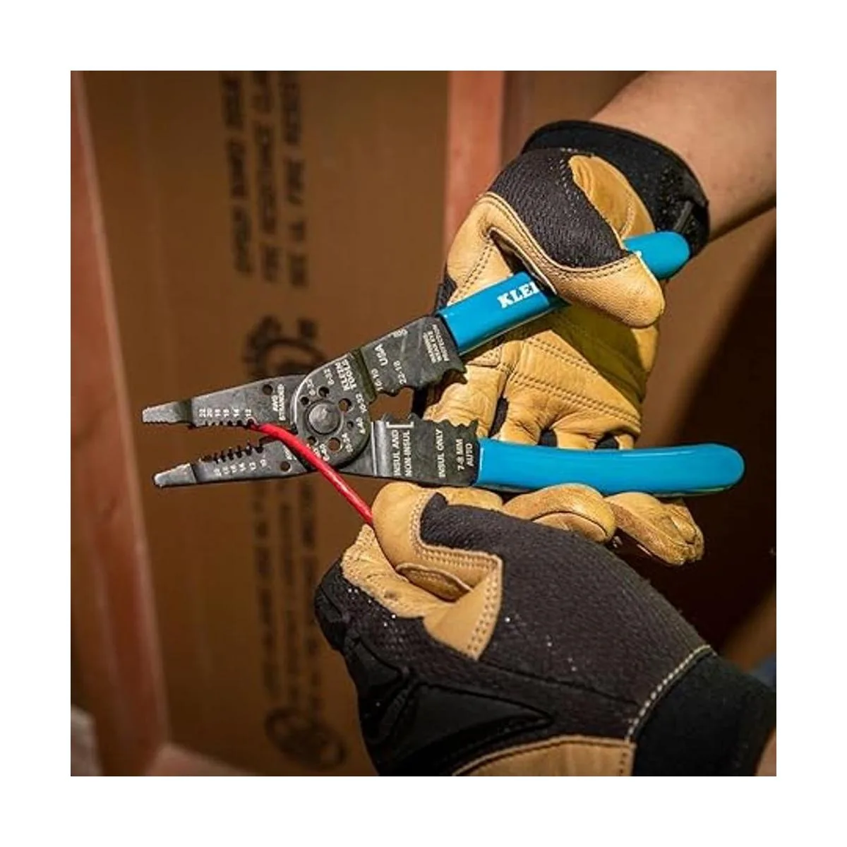 Klein Tools Herramienta multiusos 1010 de punta larga_3