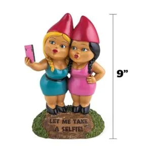 BigMouth Inc. The Selfie Sisters Gnomo de jardín estatua_4