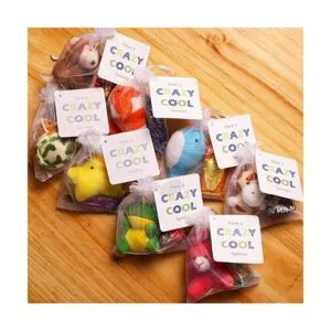 Paquete de 56 mini juguetes de animales de peluche a_4