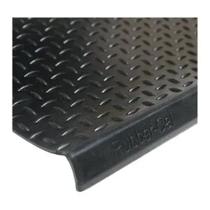 RubberCal DiamondPlate tapete para escalera de hule_3