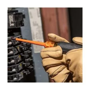 Klein Tools 33734INS Juego de destornilladores aislados_4