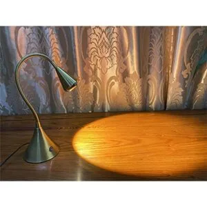 HomeFocus Lámpara LED de escritorio con regulación táctil_5