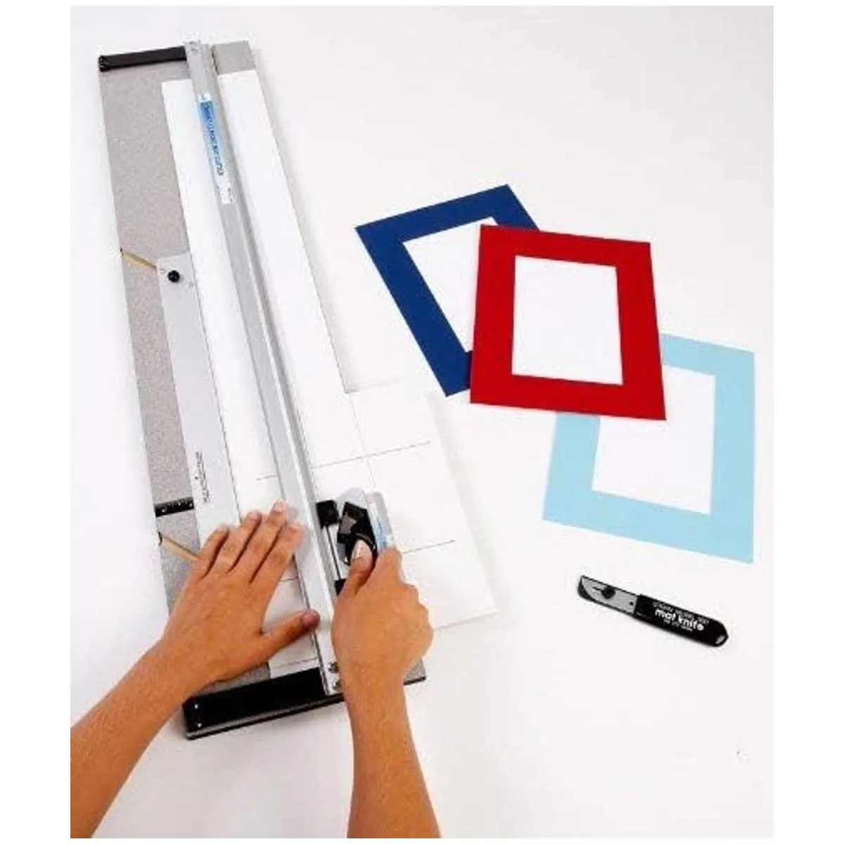 Logan Graphics guillotina Compact Classic versátil_2