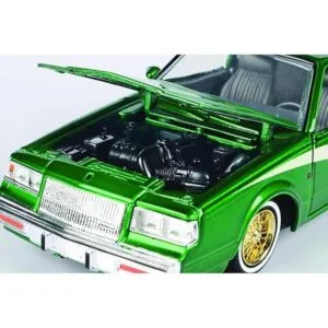 Motormax 79023 Regal 3.8 SFI Turbo Green Metálico y Crema_5