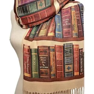 Bufanda. Chal literario con títulos de libros famosos_3