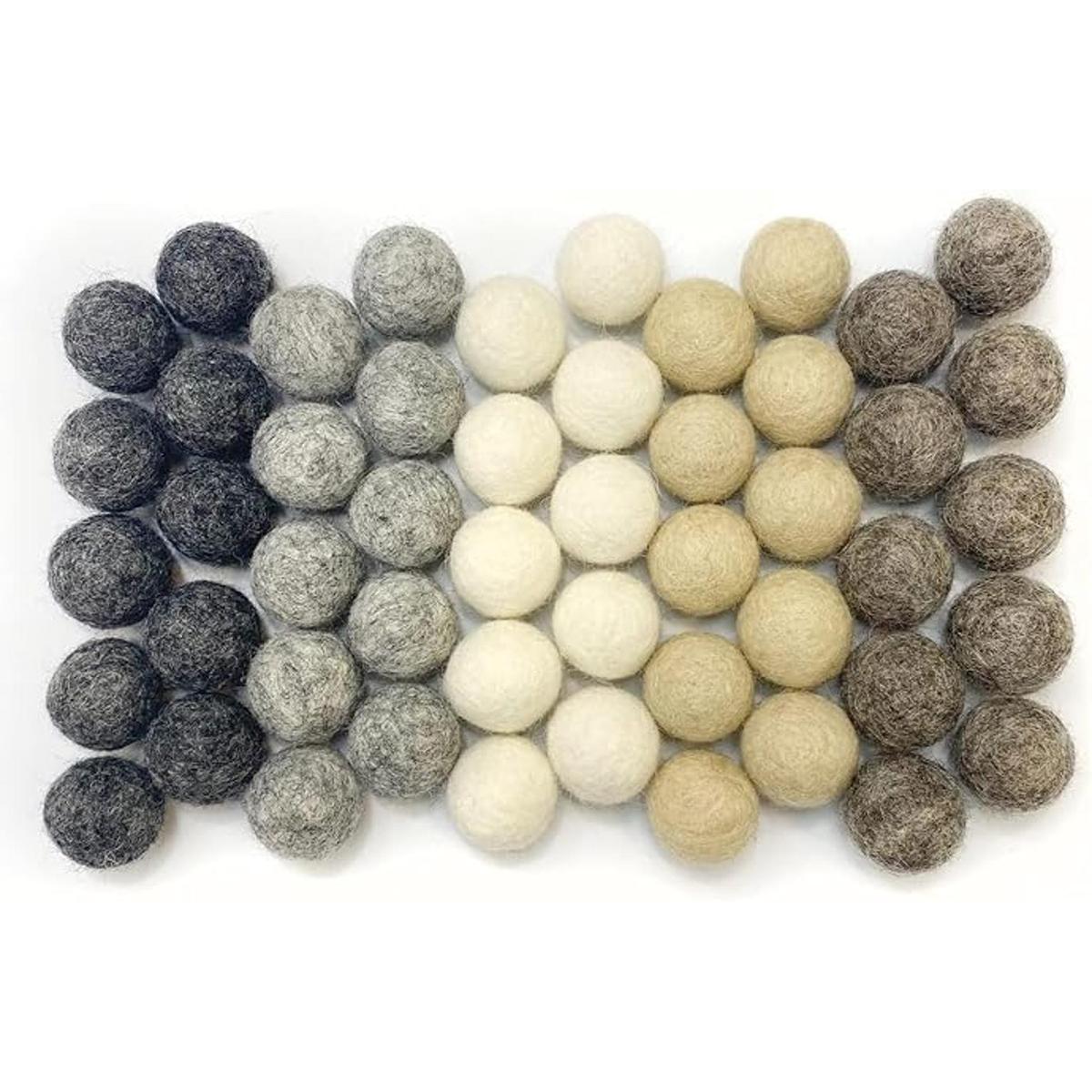 Weathered Naturals Bolas de fieltro de lana 50 pompones