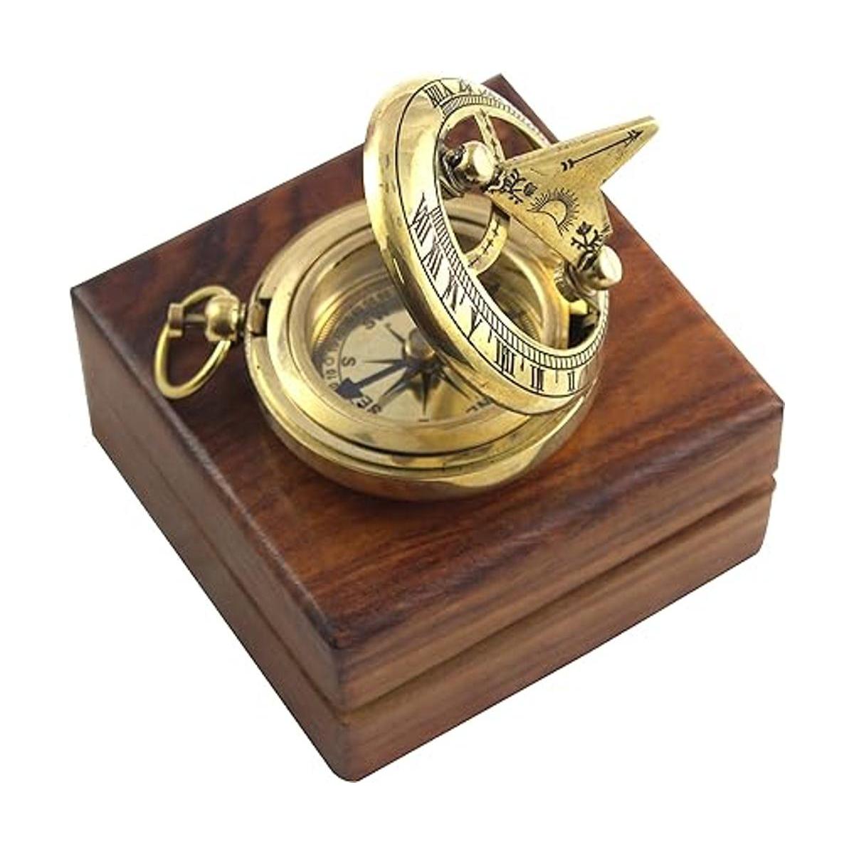 Brújula de reloj de sol marino con bolsillo sólido náutico