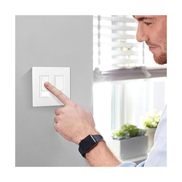 Placa de pared sin tornillos de 2 bandas para enchufes