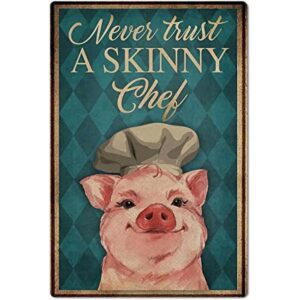 Cartel de metal con diseño de cerdo con texto en inglés_1