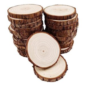 Rebanadas de madera natural sin terminar con corteza de_1