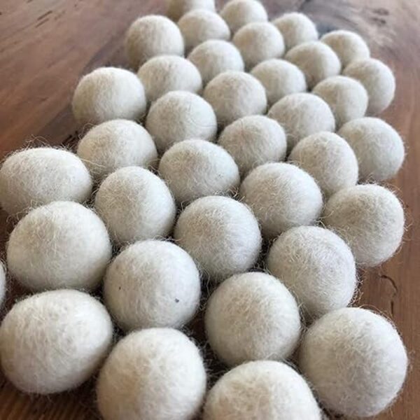 Bolas de fieltro blanco natural de 1 pulgada 1.0 in