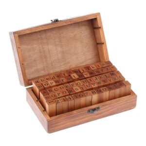 Juego de 70 sellos de goma de madera con números y letras