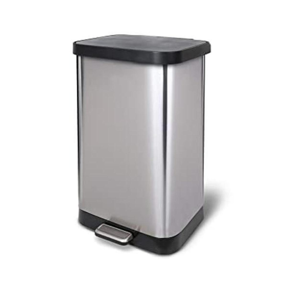 Cubo de basura de acero inoxidable.