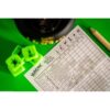 YAHTZEE Disney Hocus Pocus Taza coleccionable de dados_4