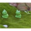20 piezas de resina mini rana verde figuras en