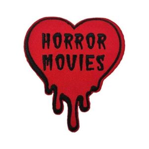 Parche bordado con texto en inglés I Love Horror Movies_1