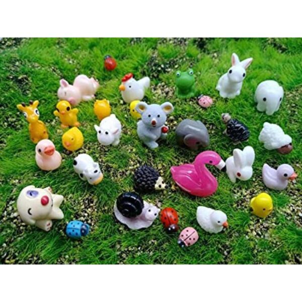 Kbraveo Juego de 45 piezas de mini animales de adorno en
