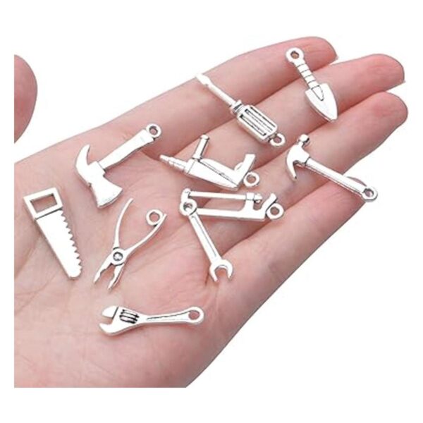 50 piezas de dijes de herramientas 3D mezclados colección