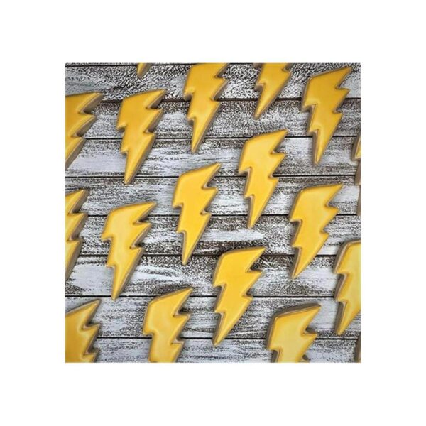 Cortador de galletas Ann Clark Lightning Bolt de 3.9 in_2