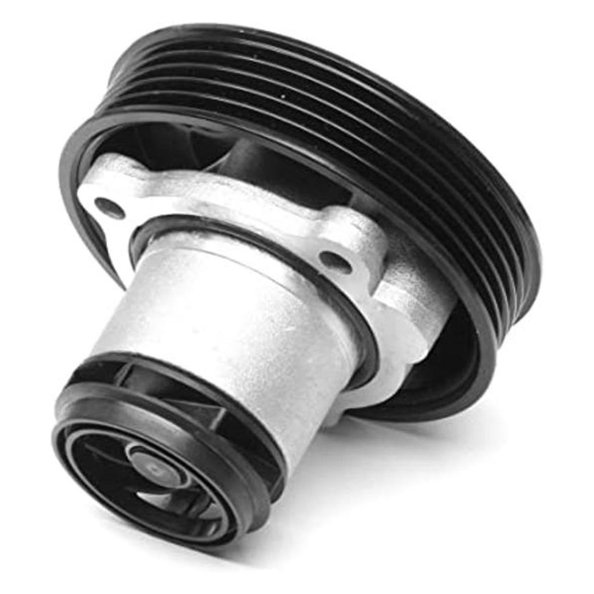 URO Parts 07K121011B Bomba de agua