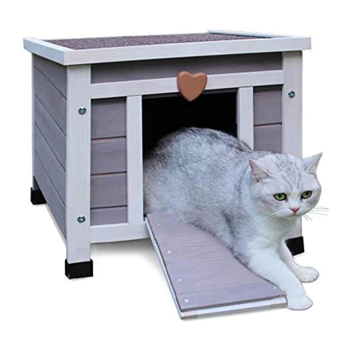 Outdoor Cat House Insulated Cat House for Feral Cat