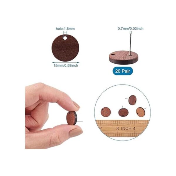 de aretes de madera natural con diseño de disco redondo