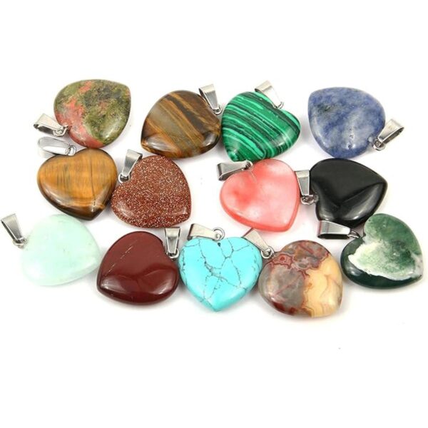 20 colgantes de piedra natural en forma de corazón_1