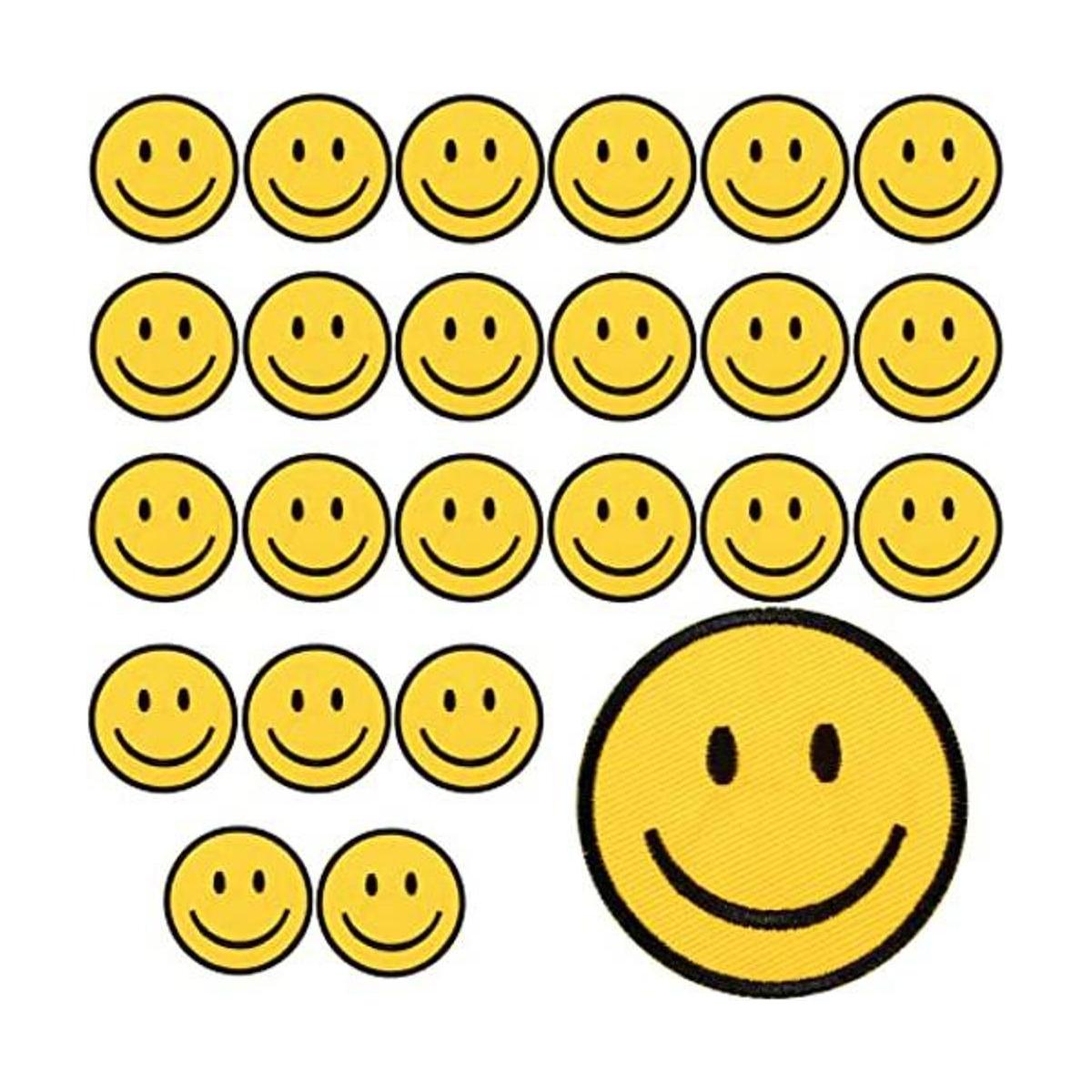 24 parches de cara sonriente para planchar en color