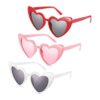 3 pares de lentes de sol con forma de corazón enmarcados