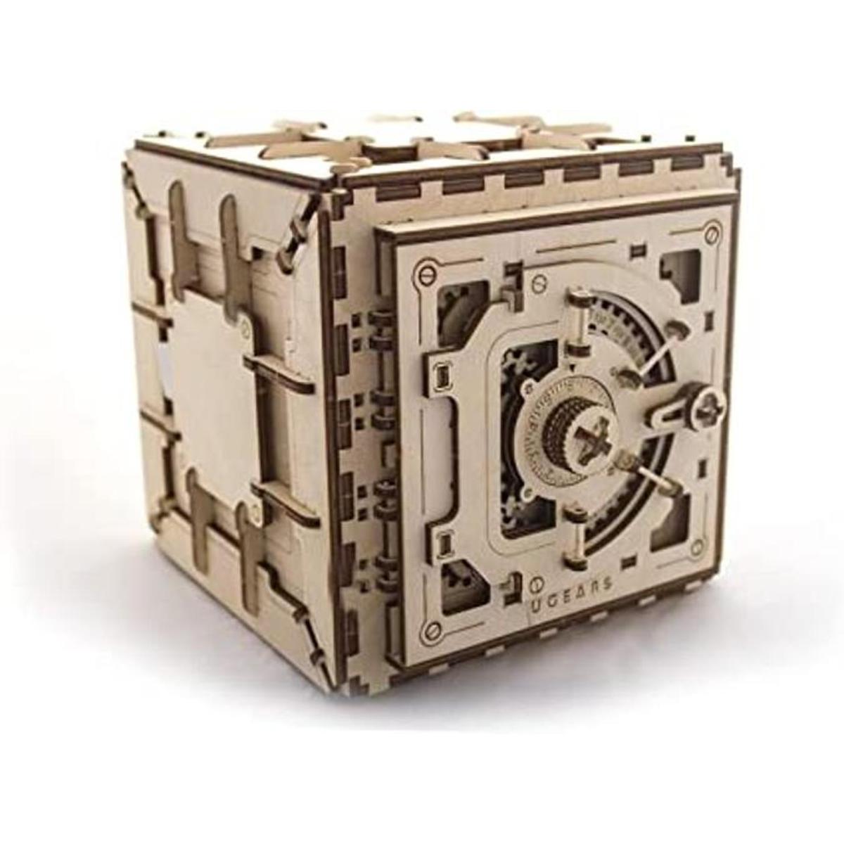 Safe de Ugears es un rompecabezas de madera mecánico 3D