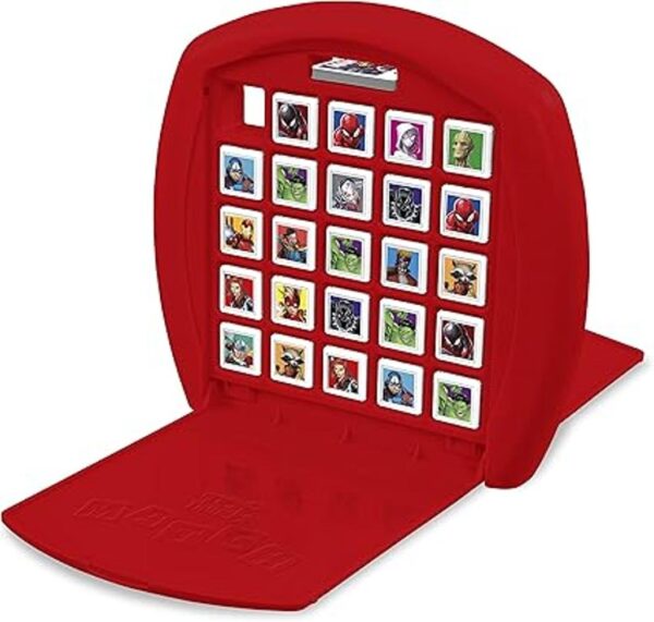 Marvel Top Trumps Match Juego de mesa multilinge juega_3