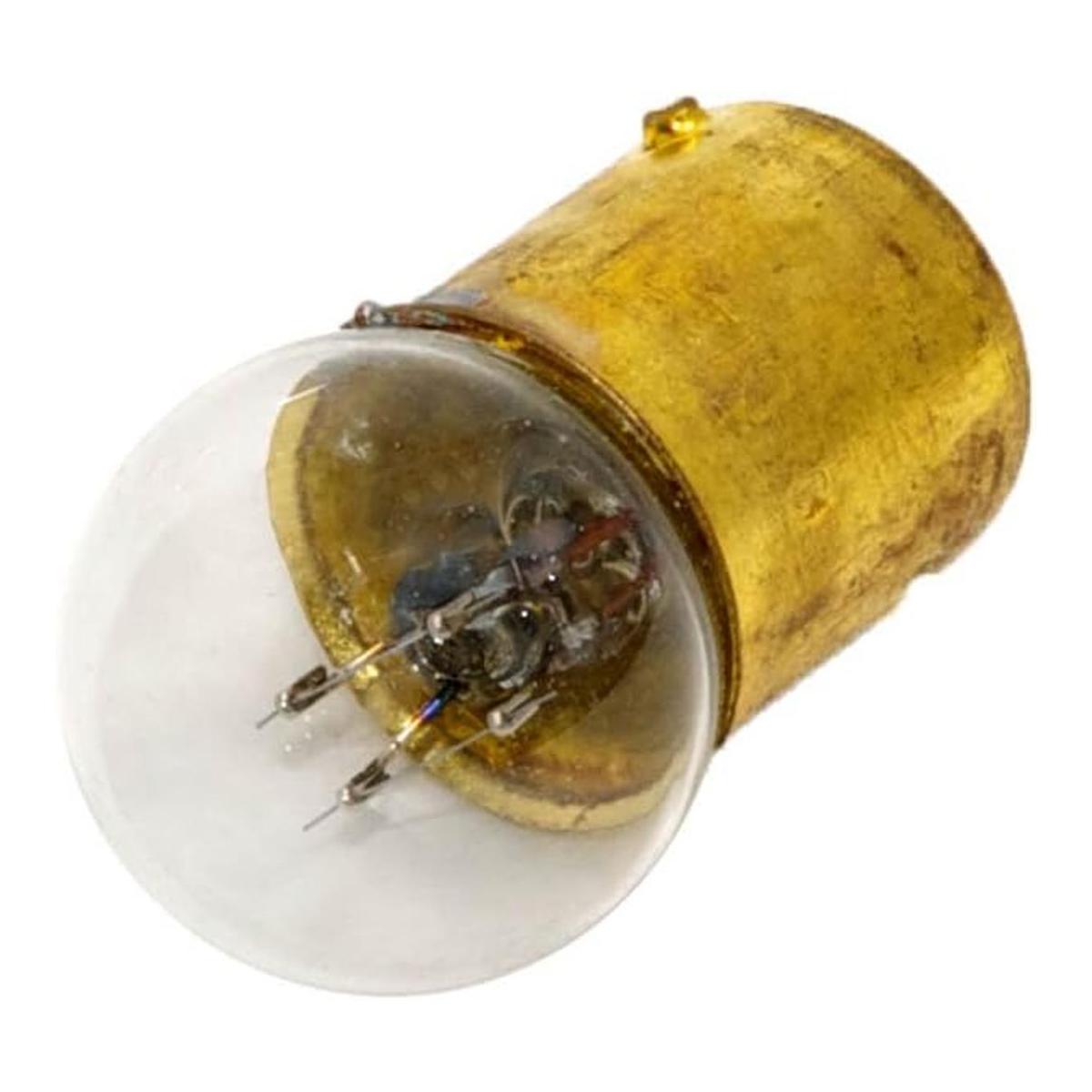 CEC Industrias 1251 bombillas 28 V 644 W G6 forma