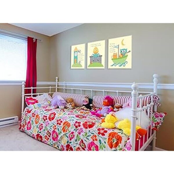 The Kids Room by Stupell Classic Nursery Rhyme 3 piezas._2