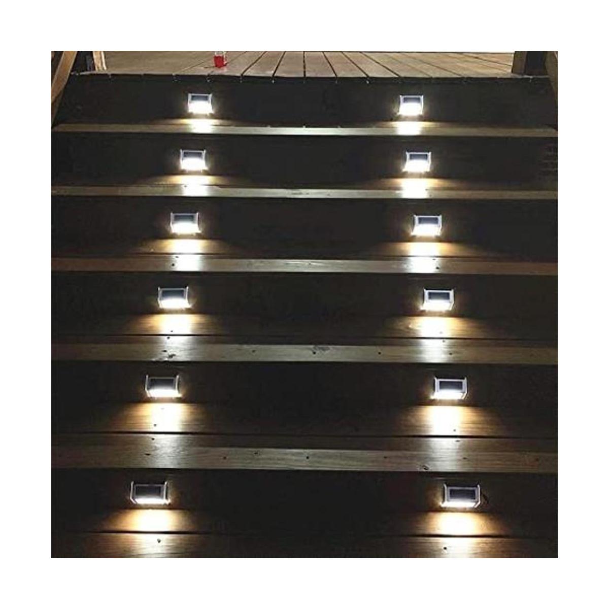Paquete de 6 luces solares para escalera jardín caminos.