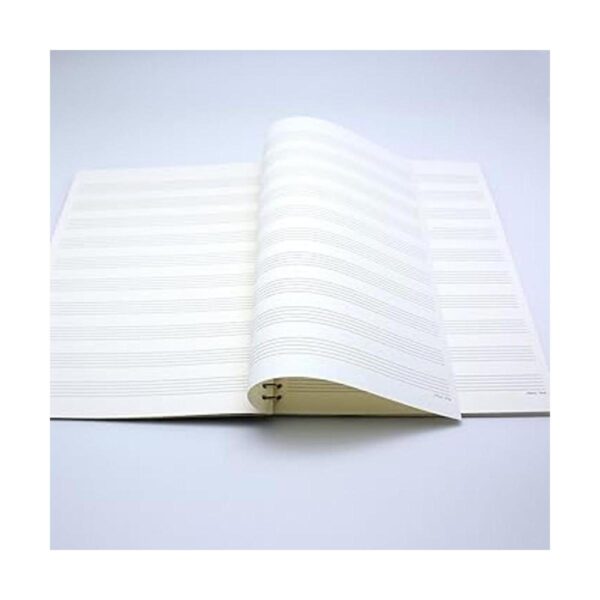 Cuaderno con hojas en blanco para música composición_3