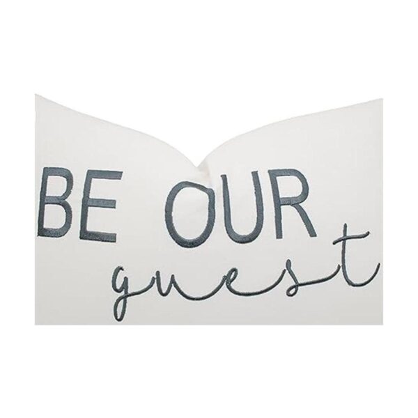 DecorHouzz funda para almohada Be Our Guest bordada_4