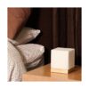 Lámpara de mesa de madera natural Lightaccents._2