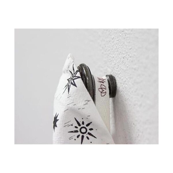 Karma Gifts Toalla de té boho en blanco y negro elefante_5