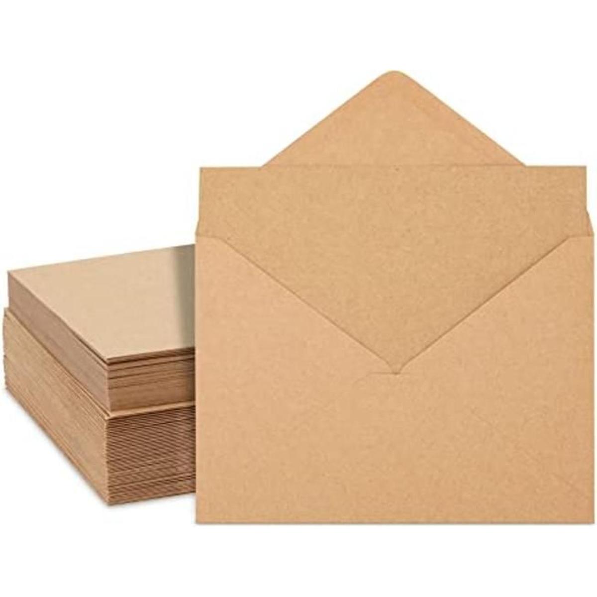 Paquete de 50 postales de papel kraft A7 con sobres
