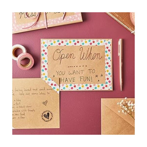 Paquete de 50 postales de papel kraft A7 con sobres_2