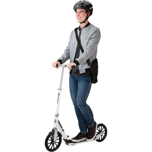 Razor Patineta A6 para niños a partir de 8 años manillar_2