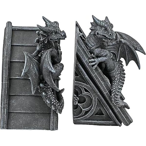 Design Toscano en Castillo Gótico Dragones Esculturales_2
