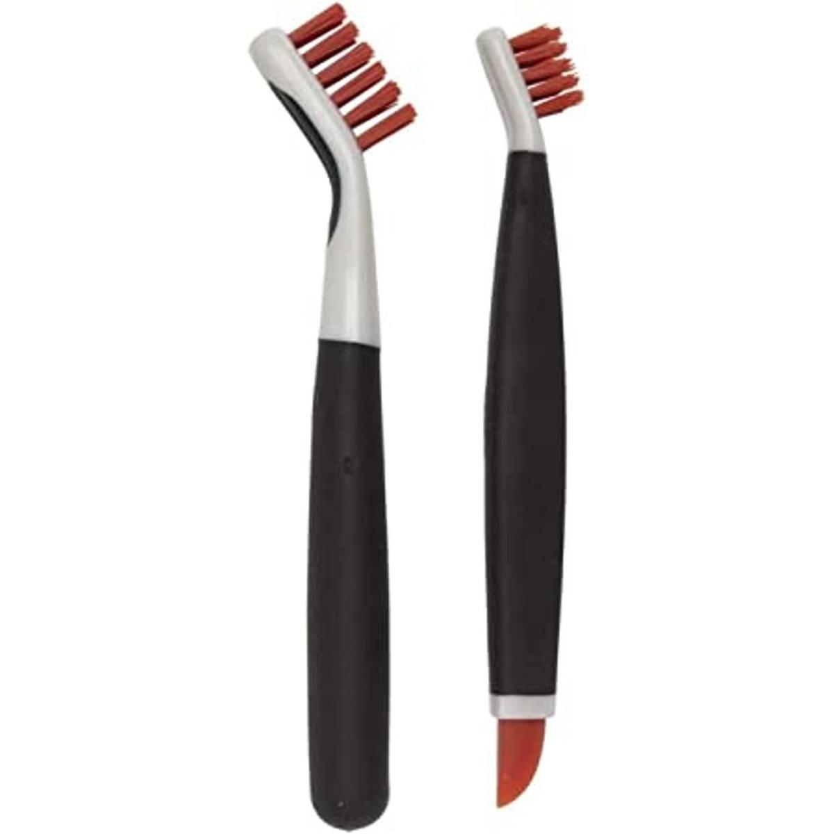 Set de cepillos OXO de buen agarre para limpieza